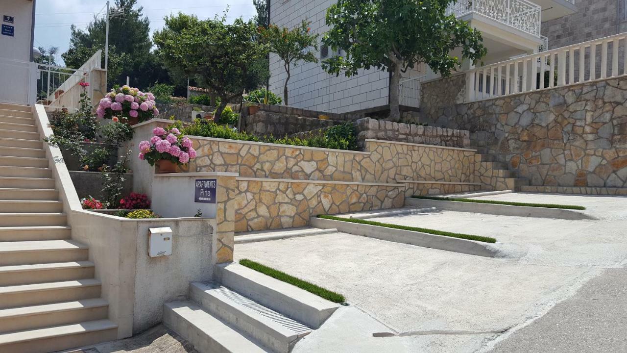 Guesthouset Pina 4*